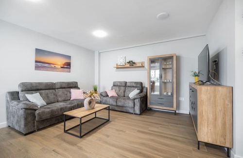 El Puerto de Santa Maria Apartment | Apartment "Brisa Marina" with Shared Pool & Wi-Fi