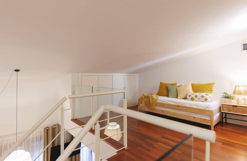 el Mercadal Apartment | Bravissimo Plaça Catalunya 2-2, duplex apartment