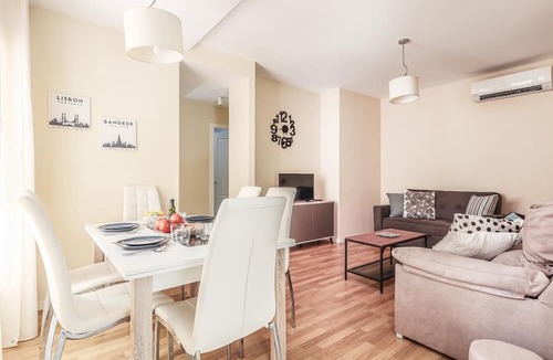 San Julian Apartment | 2 BR Elegant a in the most authentic Seville