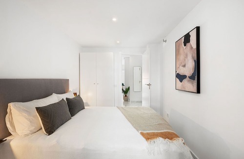 Nueva Andalucia Apartment | La Maestranza - Luxury Renovated Apartment
