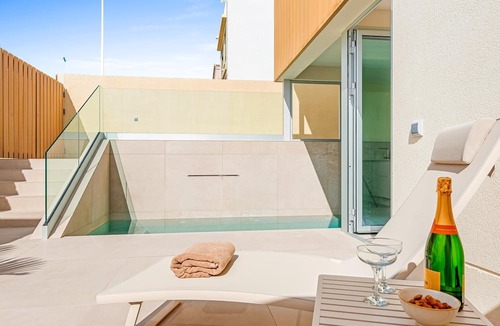 Las Eras Villa | Villa la Majuda with heated plunge pool and garden