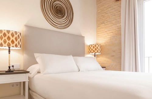Feria Apartment | Genteel Home Feria