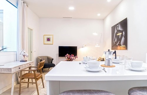 Feria Apartment | Genteel Home Feria
