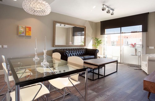 Sant Antoni Apartment | Amazing Boutique Apartment Steps Away To Major Sightseeing's