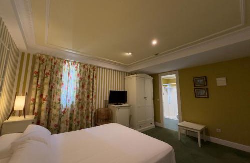 Comillas City Center Hotel | Marina de Campios