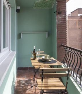 San Lazaro y Otero Apartment | Amplio alojamiento reformado en Oviedo, ideal para familias y grupos