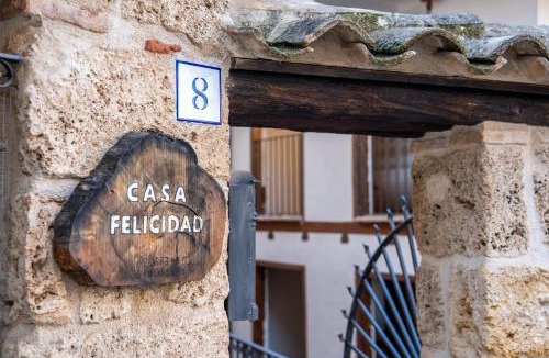 Beceite House | CASA LA FELICIDAD