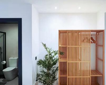 Ciudad Lineal Apartment | Secret Garden - Boutique Homestay Near the Metro