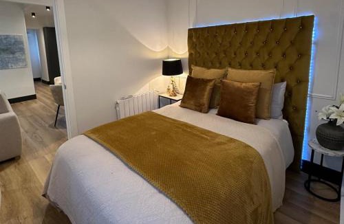 San Julian Apartment | NEW Designer-Penthouse