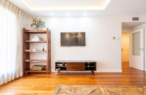 Hortaleza Apartment | IFEMA Terrace Apt Pool · Gym · Parking