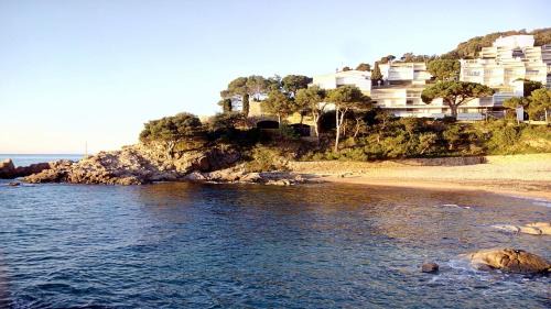Salionc Apartment | Duplex & terrace & great sea views & Private Beach