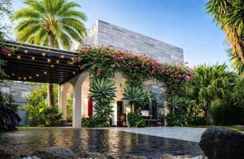 Nueva Andalucia Villa | Luxury Golf Front Villa Spa, Jacuzzi & Heated Pool