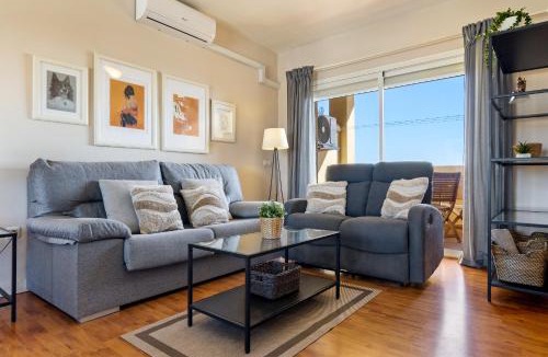 Torre de Benagalbon Apartment | Charming Apartment for 4 Near Golf & Sea
