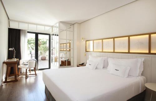 La Nova Esquerra de l'Eixample Hotel | Ofelias Hotel 4Sup