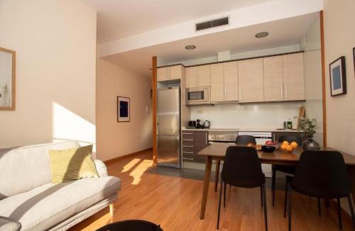 Esquerra de l'Eixample Apartment | Modern Vista Apartments Eixample