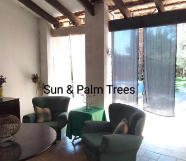 Los Arenales del Sol House | Sun & Palm Trees