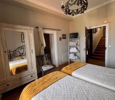 Llamigo House | La Casona de Villanueva de Pría