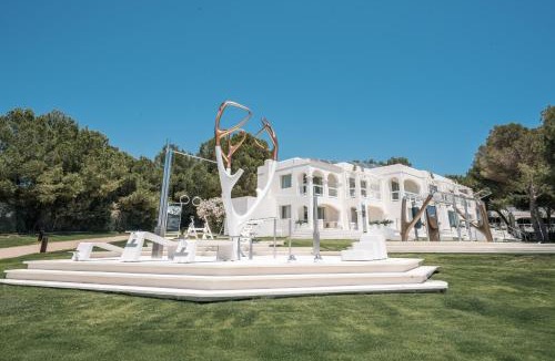 Cap Martinet Hotel | Destino Five Ibiza - 5-Star Grand Luxe Resort - Free Entrance to Pacha Club