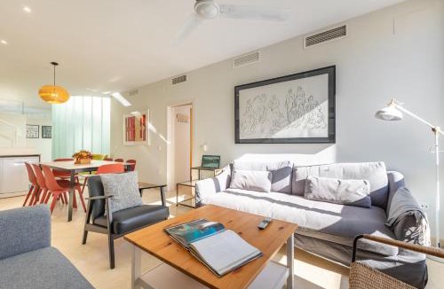 San Bernardo Apartment | Tentudia Apartments with Private Roof-Top or Patio and Free underground Parking via Car Lift -small Medium- Car By OCityzen