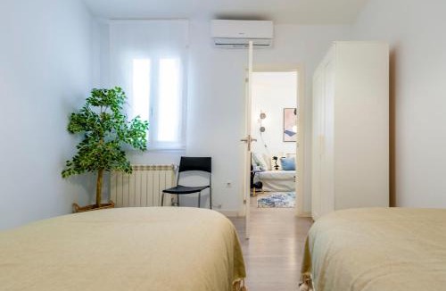 Palos de la Frontera Apartment | Atocha VI - Elegancia Urbana en una Ubicación Privilegiada
