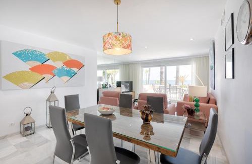Urbanization Alcazaba Beach Apartment | Hanami Alcazaba Beach Front Sea View