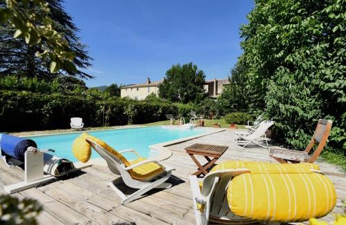 Bourdeaux Bed & Breakfast | La TULIPE SAUVAGE