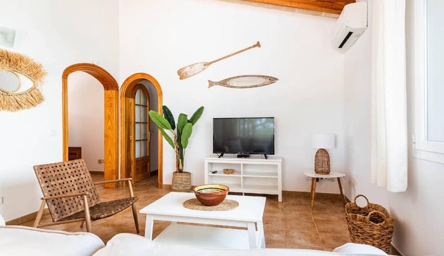 Holiday house for 6 persons approx. 140 qm in Cala'n Blanes, Menorca (West coast of Menorca)