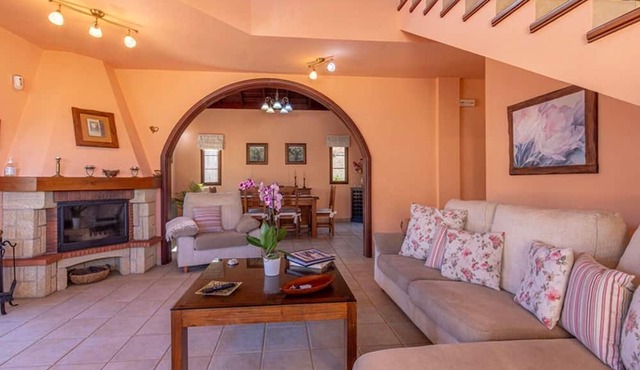 Holiday home "Casa Nieves" with sauna and whirlpool in El Paso