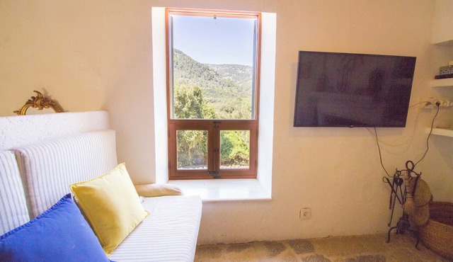 Spectacular mediterranean villa with private pool, A /C and WIFI