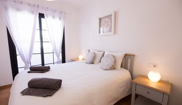 Surfers Retreat - Hostel - Adults Only