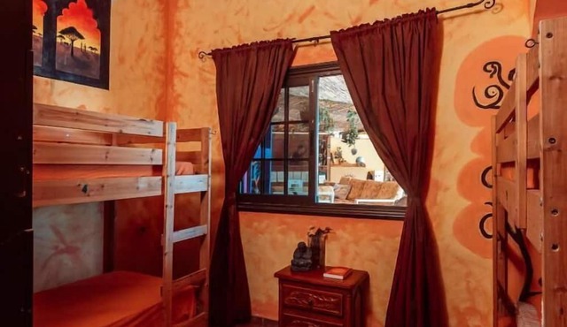 Los Amigos Nest Hostel in Granadilla de Abona