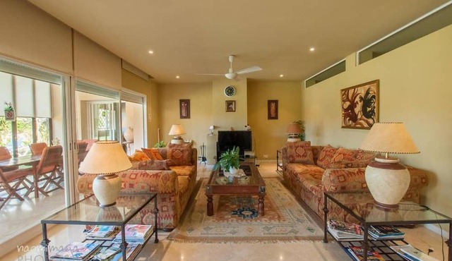 Villa 'Casa Magna' with Private Pool, Wi-Fi and Air Conditioning