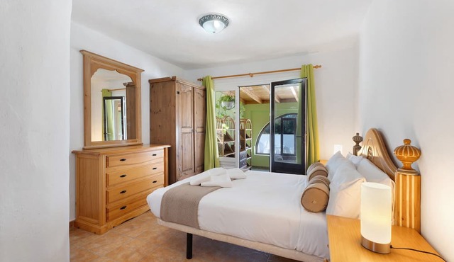 'Villa Duke' with Mountain View, Private Pool and Wi-Fi
