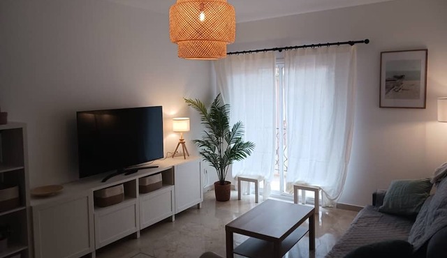 Sevilla Ferienwohnung, Verfügbar und Sehr Nähe für Feria Abril 2024. Ole, Ole!!