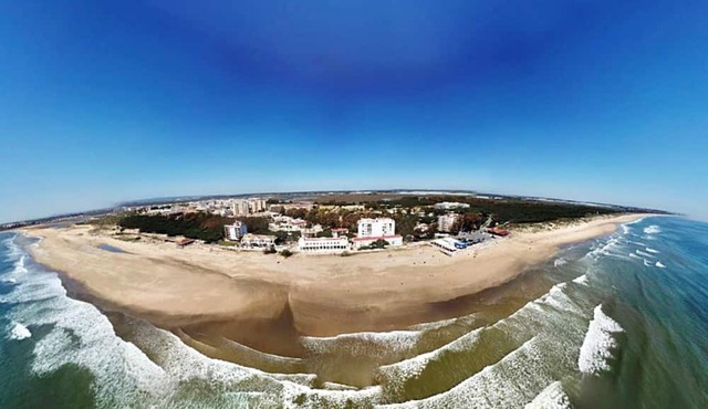 Homerez - 300 m away from the beach! Villa for 12 ppl. with swimming-pool in Isla Cristina