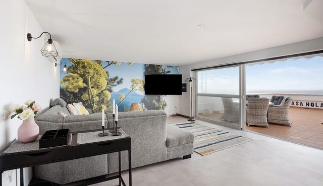 Apartment "Casa Hola Mar" Directly on the Coast with Infinity Sea View