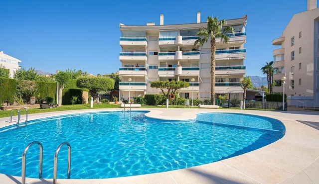 Apartment "Estrella 2 2 1A Spaniahome" close to the Beach with Shared Pool & Wi-Fi
