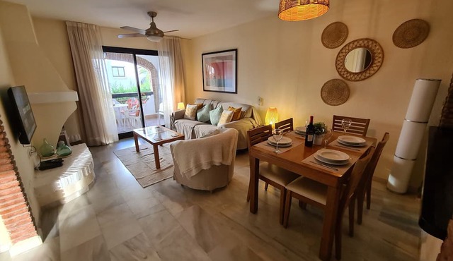 Calahonda Apartment's 77 Walking distance to Beach