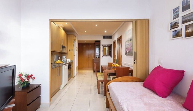 Home2Book Amazing View Apart Floor 25 Santa Cruz