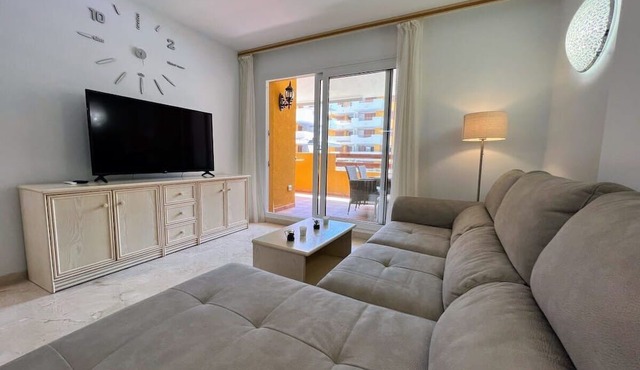 Tropical Apartment with Pool PP25