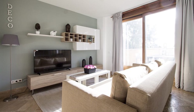 Arturo Soria - 2 bedrooms with pool and parking - 06