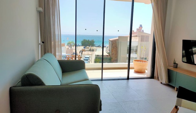 ECO-APARTMENTS LA MARINEDA & HOTEL THALASSA SPORT & SPA