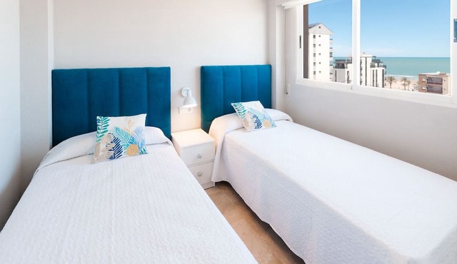 Cozy with mediterranean style, a few meters from the beach. - only families