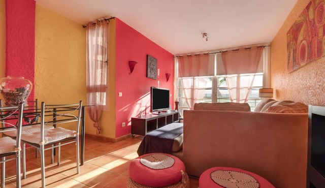 Comfortable Duplex Apartment La Casa De Enzo with Wi-Fi, Ventilators & Terrace