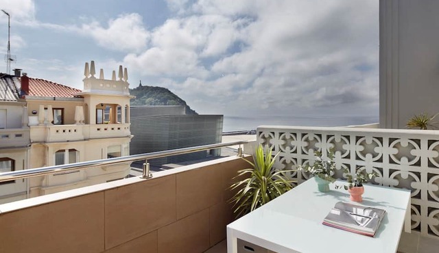 Beach House 2 by FeelFree Rentals