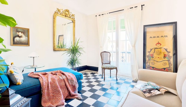 Genteel Home Romanilla