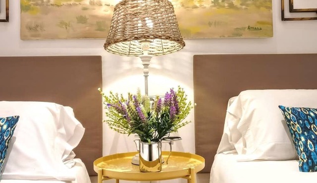 La Rambla spacious 3BR monthly rental - Parsifal