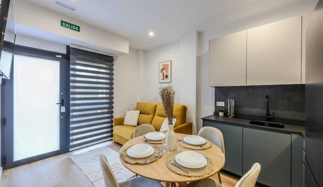Luxe Apartments Madrid Rio by Rentitup