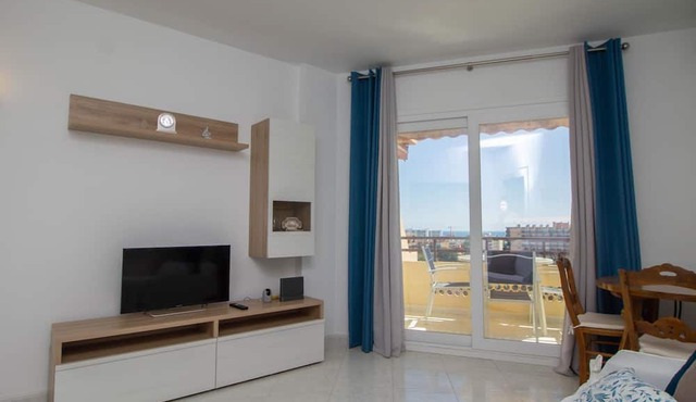 Duquesa 603 - 2 Terraces with Sea Views, Swimming pool, Parking