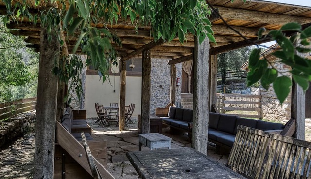 Room 'Lledoner' with Mountain Views, Shared Pool and Shared Terrace in Oix